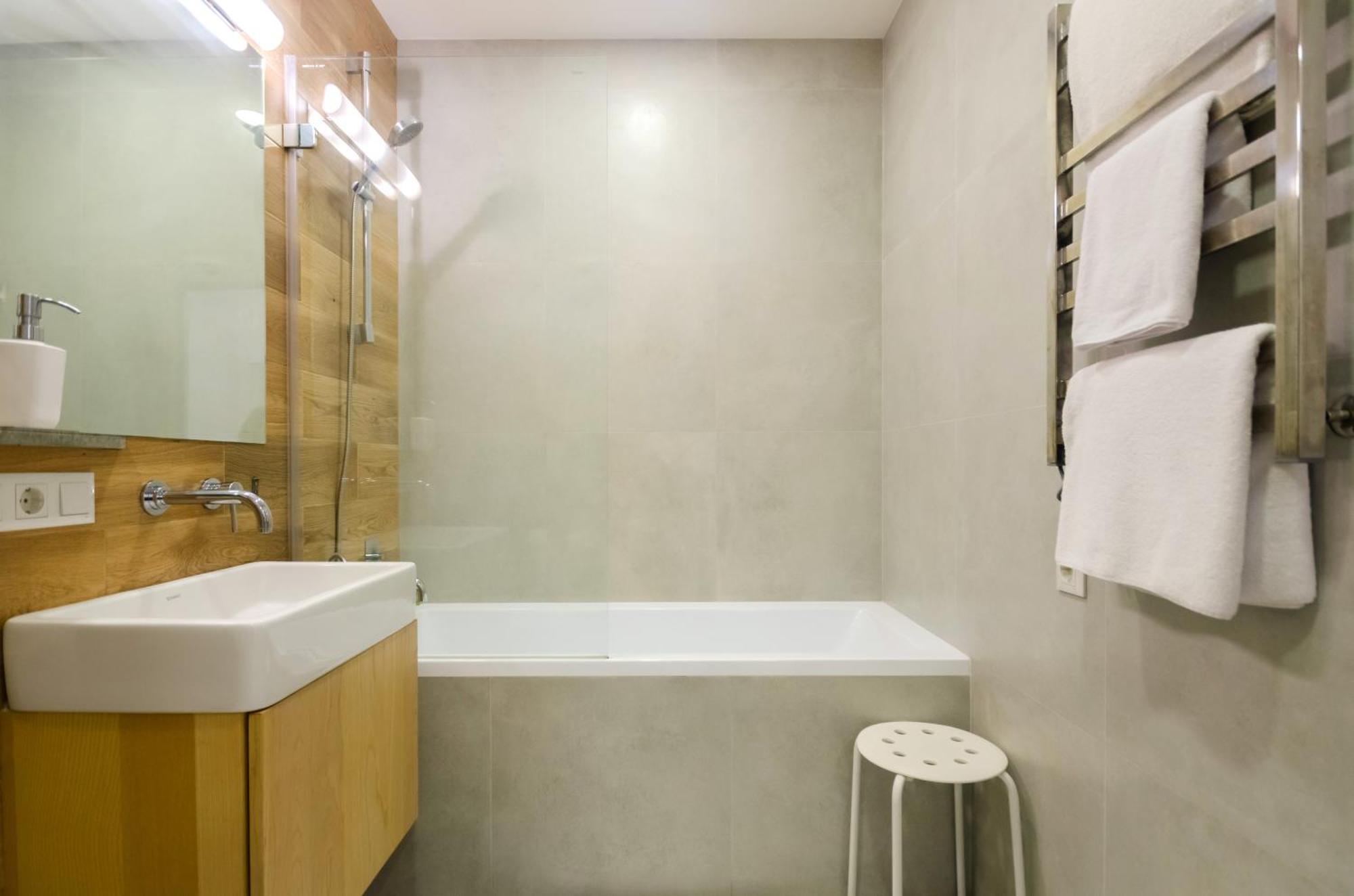 Апартаменты Petrovdom 234-241-86-96 In View At Rc Kvartet,near Railway Station Киев